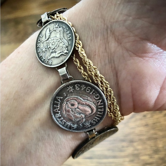 Vintage Silver Coin Bracelet Historic Jewelry WW2 Era Australian Coins Statement - Picture 5 of 9